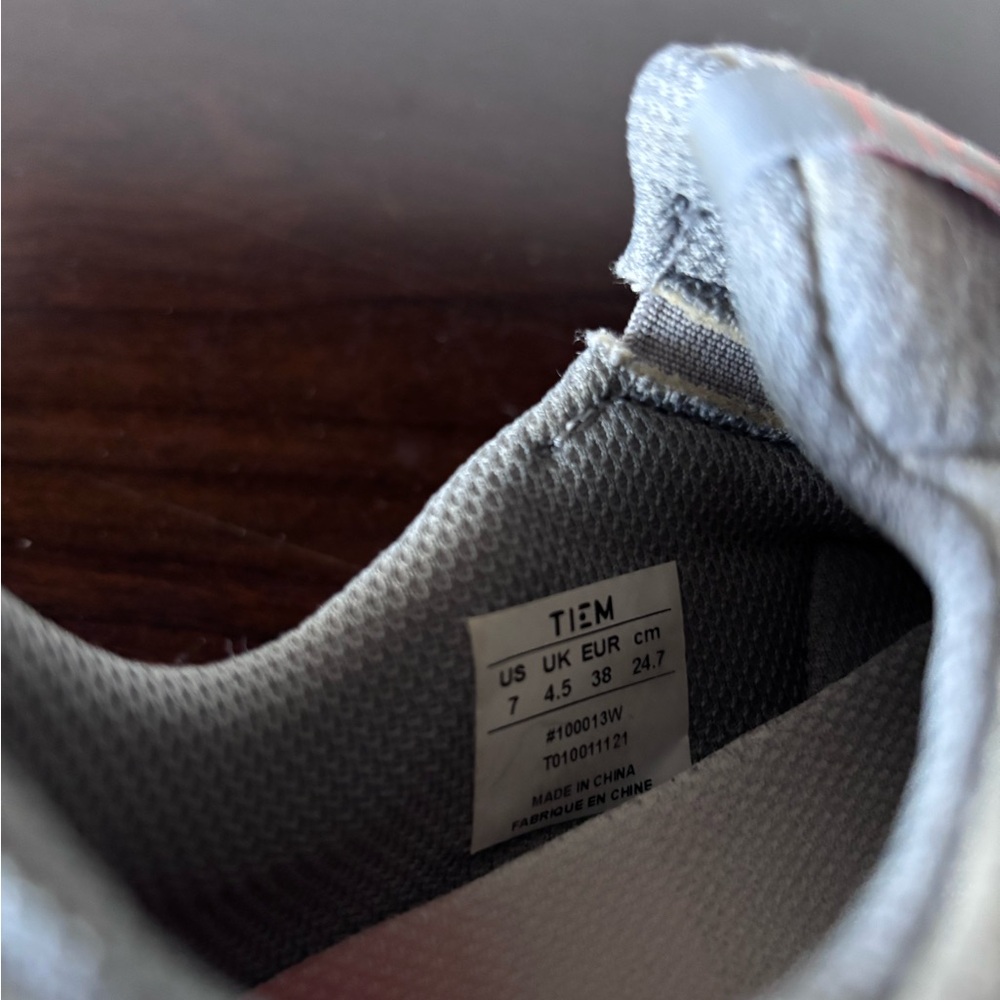 Tiems Spin Shoes - Slipstream Lunar Grey - comes with cleats - Picture 6 of 9